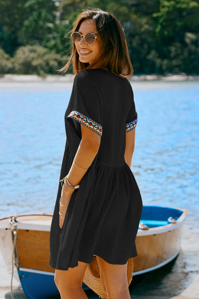 CUPSHE Black Plunging Short Sleeve Mini Dress image 2