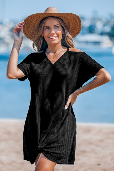 CUPSHE Black Short Sleeve Hem Twist Mini Dress image 4