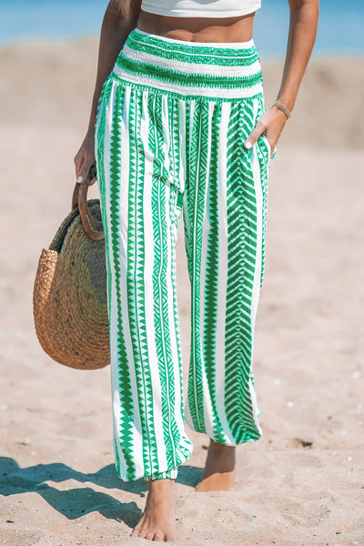 CUPSHE Green Geo Smocked Waist Tapered Leg Pants image 2