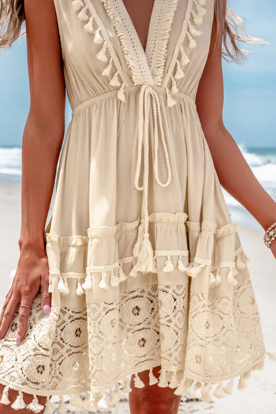 CUPSHE Plunging Tassel & Lace Sleeveless Mini Dress image 5